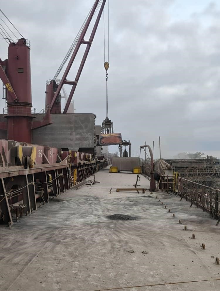 Déchargement clinker